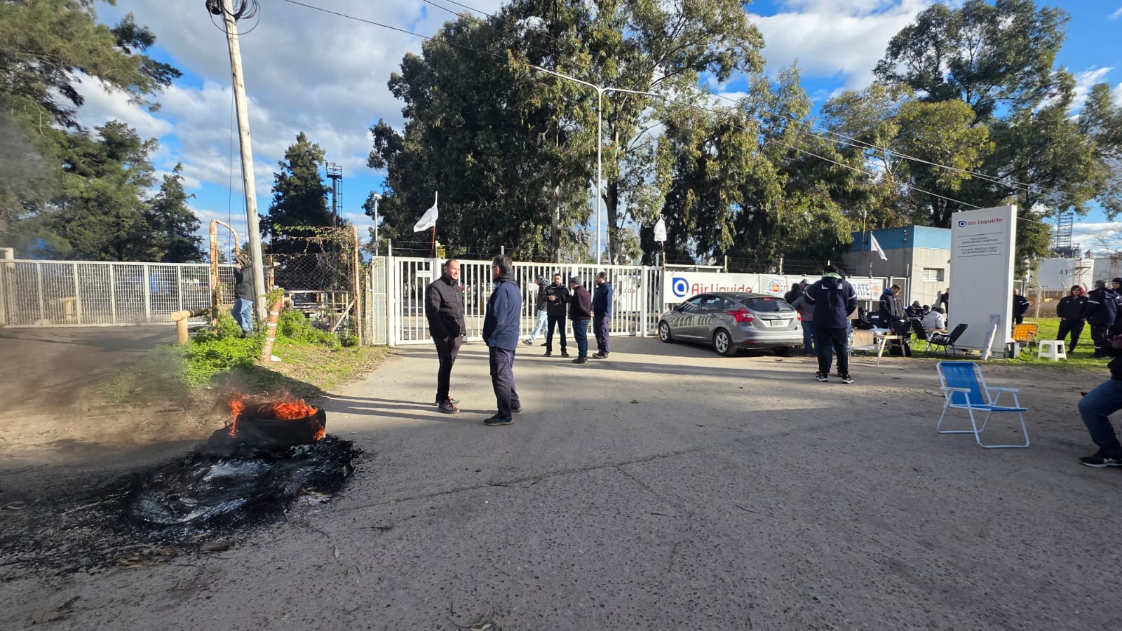 "Nos sacaron afuera y pusieron un candado en el portón": la denuncia de trabajadores de Air Liquide