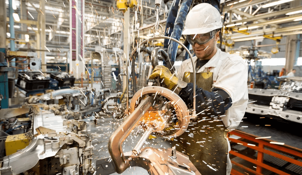 Día de la Industria: preocupación por la caída de la actividad y la pérdida de 52 mil empleos