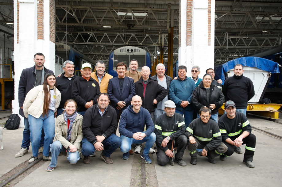  Fernando Espinoza recorrió el interior bonaerense y llamó a "construir una planificación estratégica" para el campo y la industria argentina junto a Axel Kicillof 