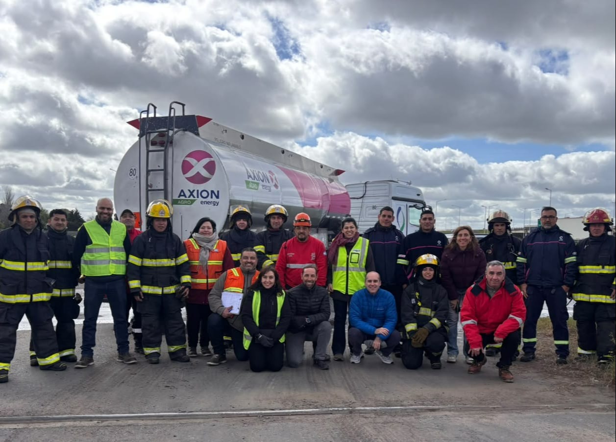 Importante simulacro de emergencia reunió a Bomberos y Defensa Civil en Zárate