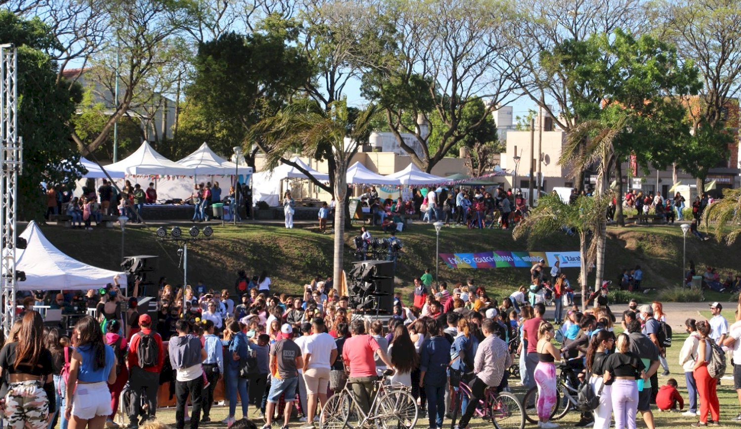 El Parque Urbano se prepara para un fin de semana a pura música y gastronomía