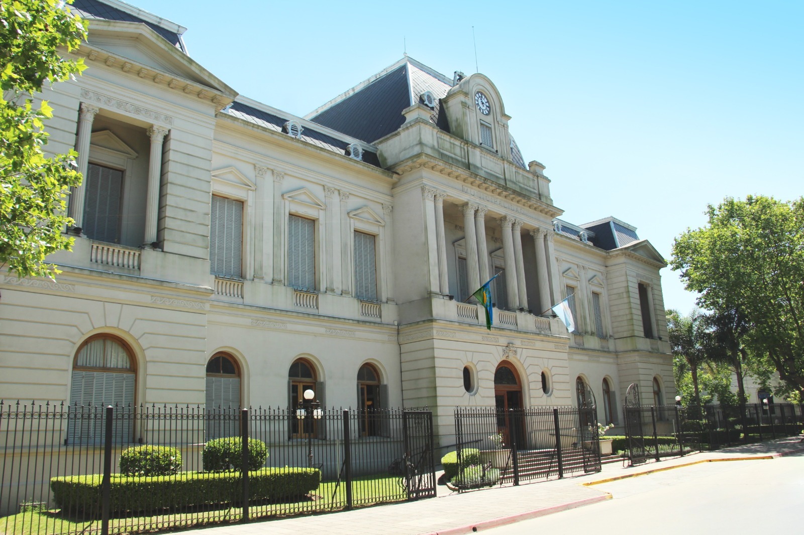 Asueto para la administración pública municipal