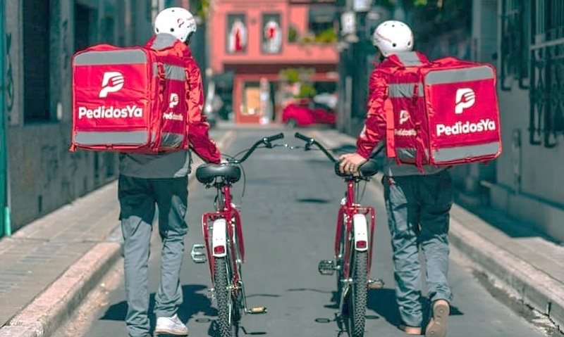 Buscan regular a Rappi, PedidosYa y Uber, con cambios para repartidores y choferes