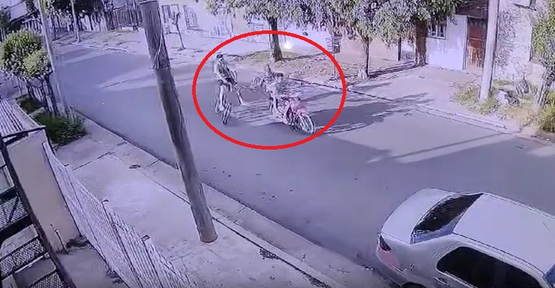 Joven sufrió la fractura de una pierna durante un intento de robo