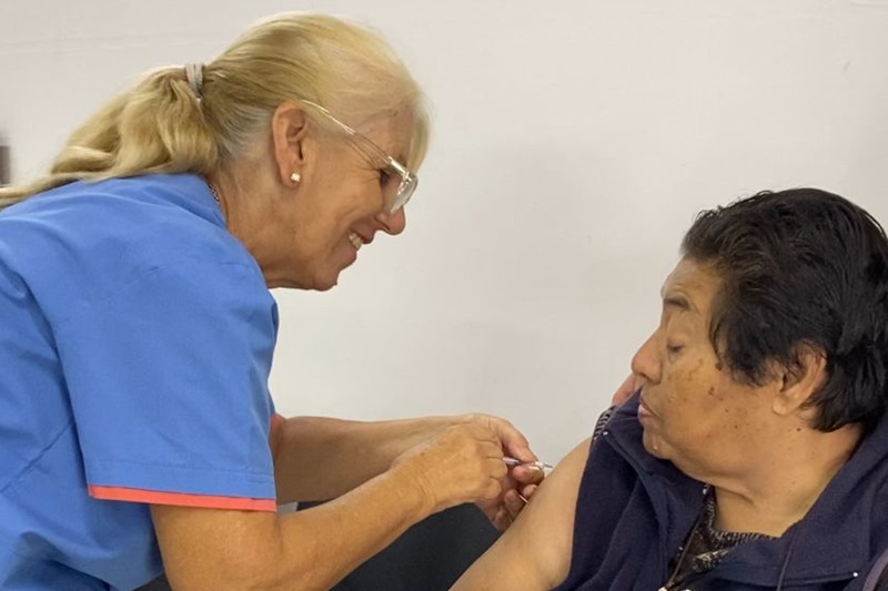 Se realizará una jornada de vacunación antigripal para adultos mayores