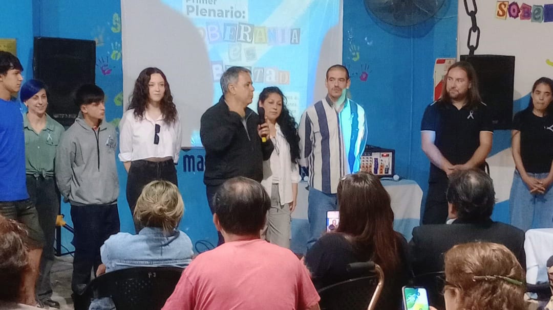 “Soberanía es libertad”: el PJ Zárate realizó un plenario por el Día de la Soberanía con gran participación de la juventud