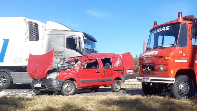 Tragedia familiar en Ruta 12: dieron de alta al padre y sus hijas